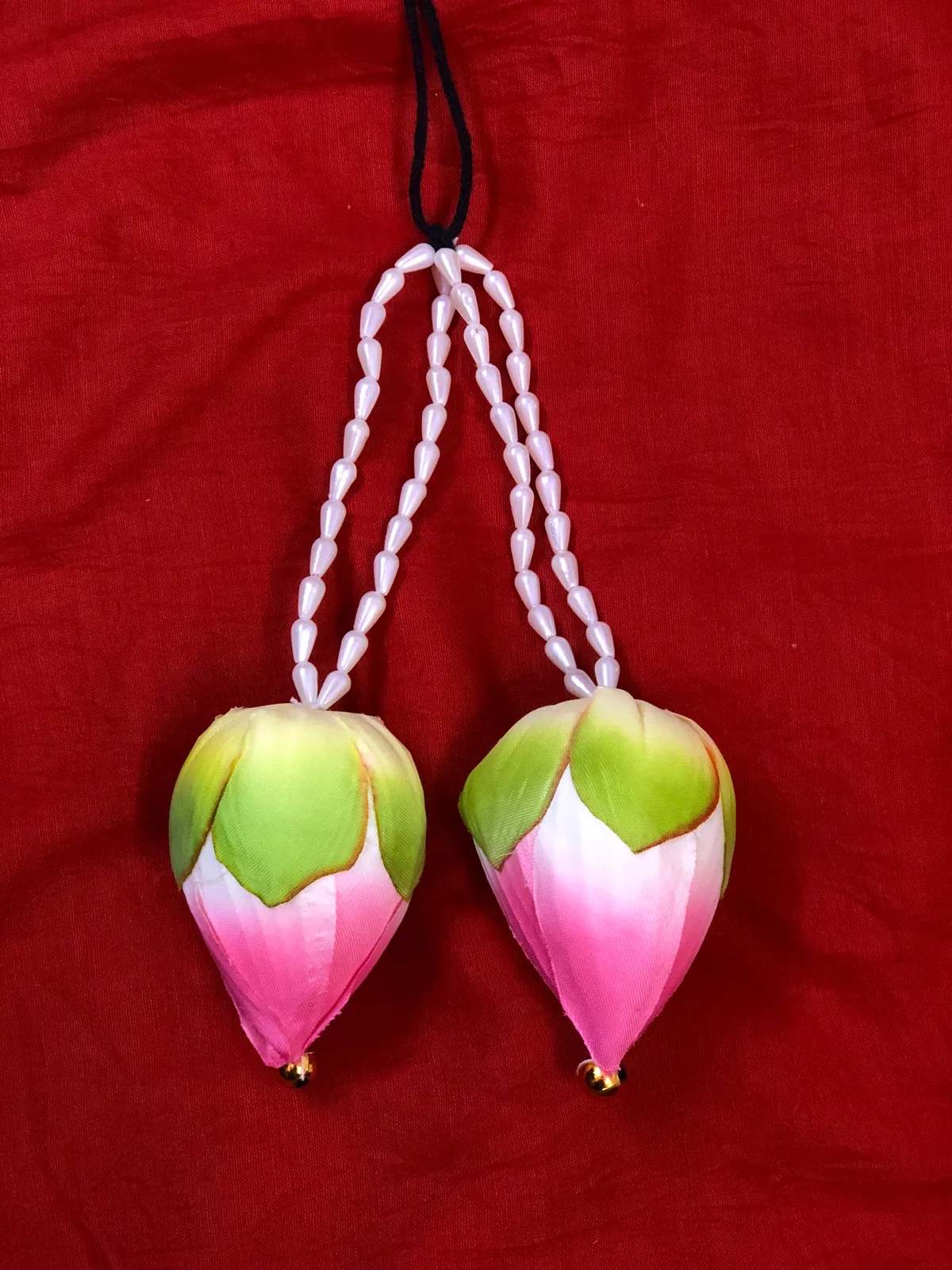 Two Line Lotus Kunjalam