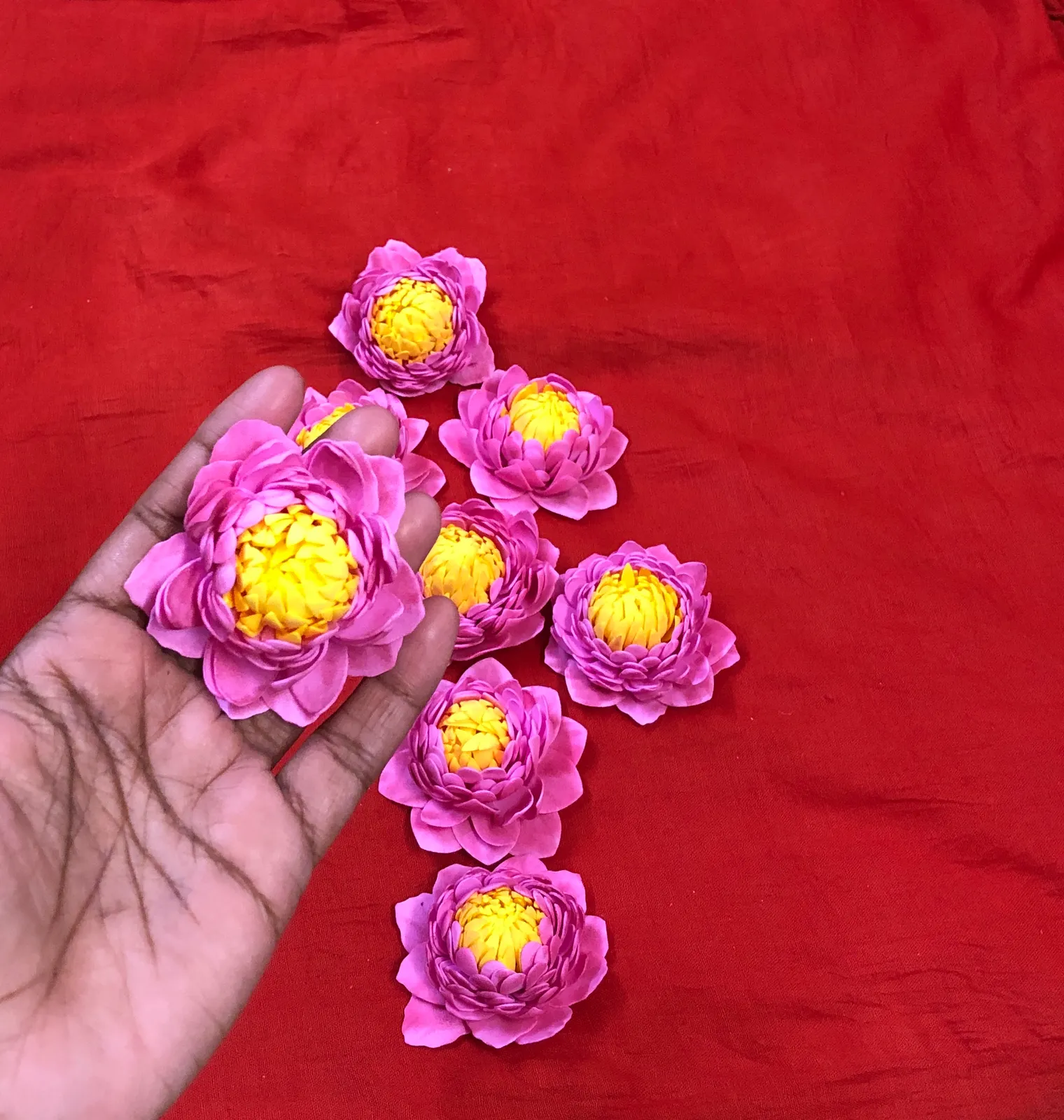 Lotus clip - 2