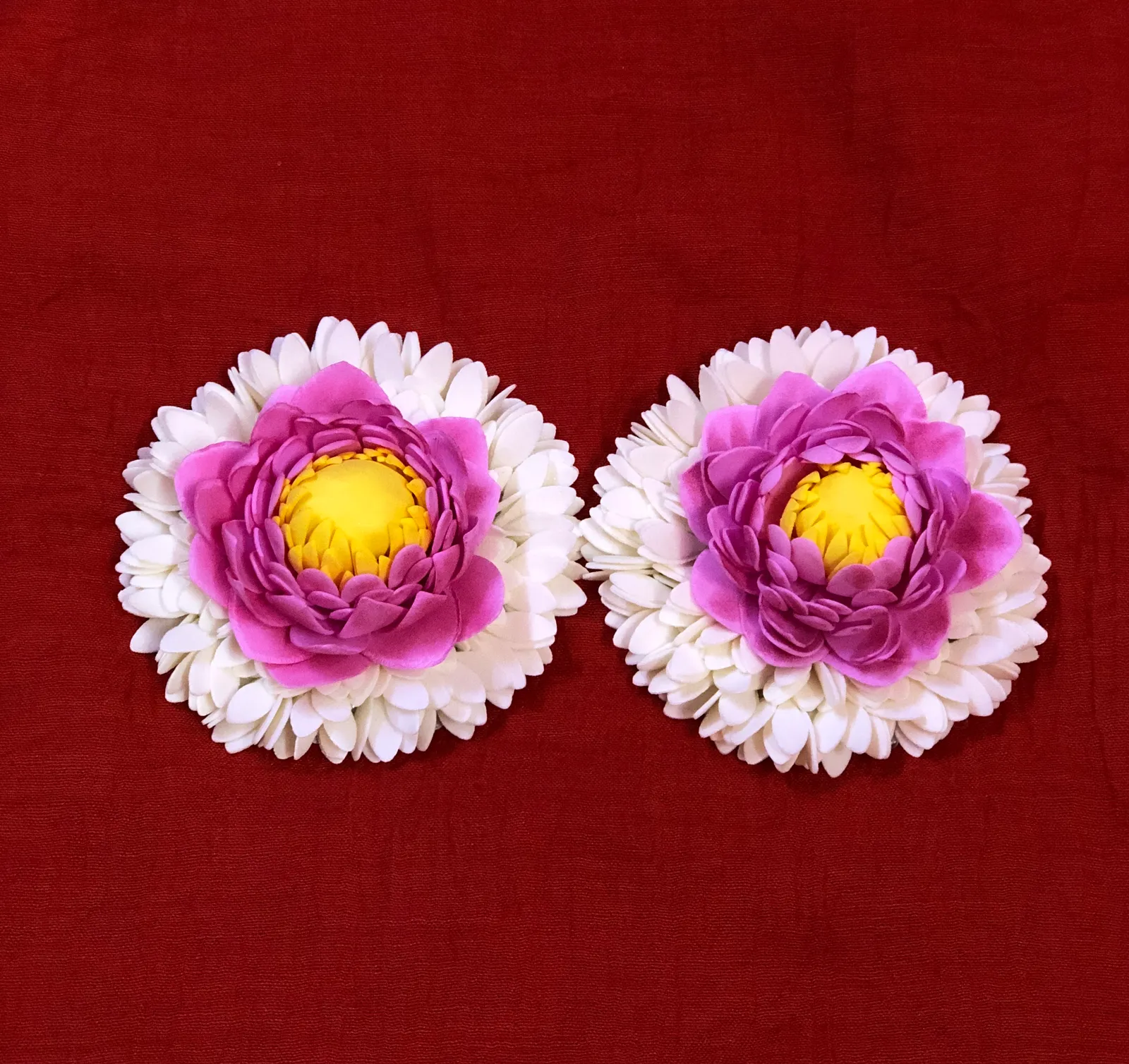 Mullai Lotus Clip
