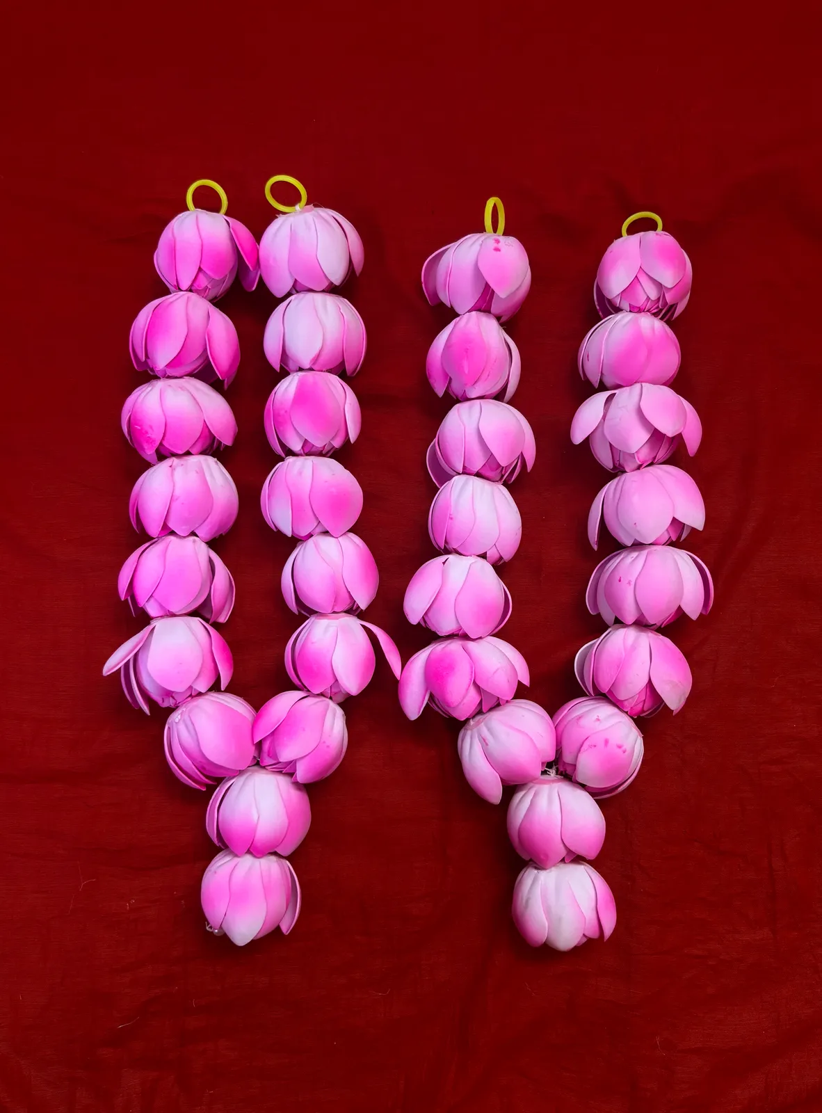 Medium size Lotus Garland